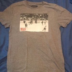 Old Navy Collectibles LIFE T-Shirt